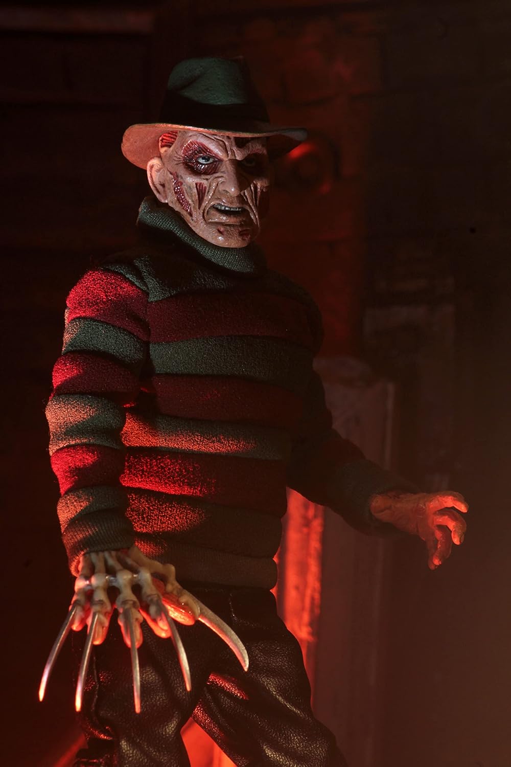 Nightmare On Elm Street: New Nightmare Freddy 8" Retro Figure