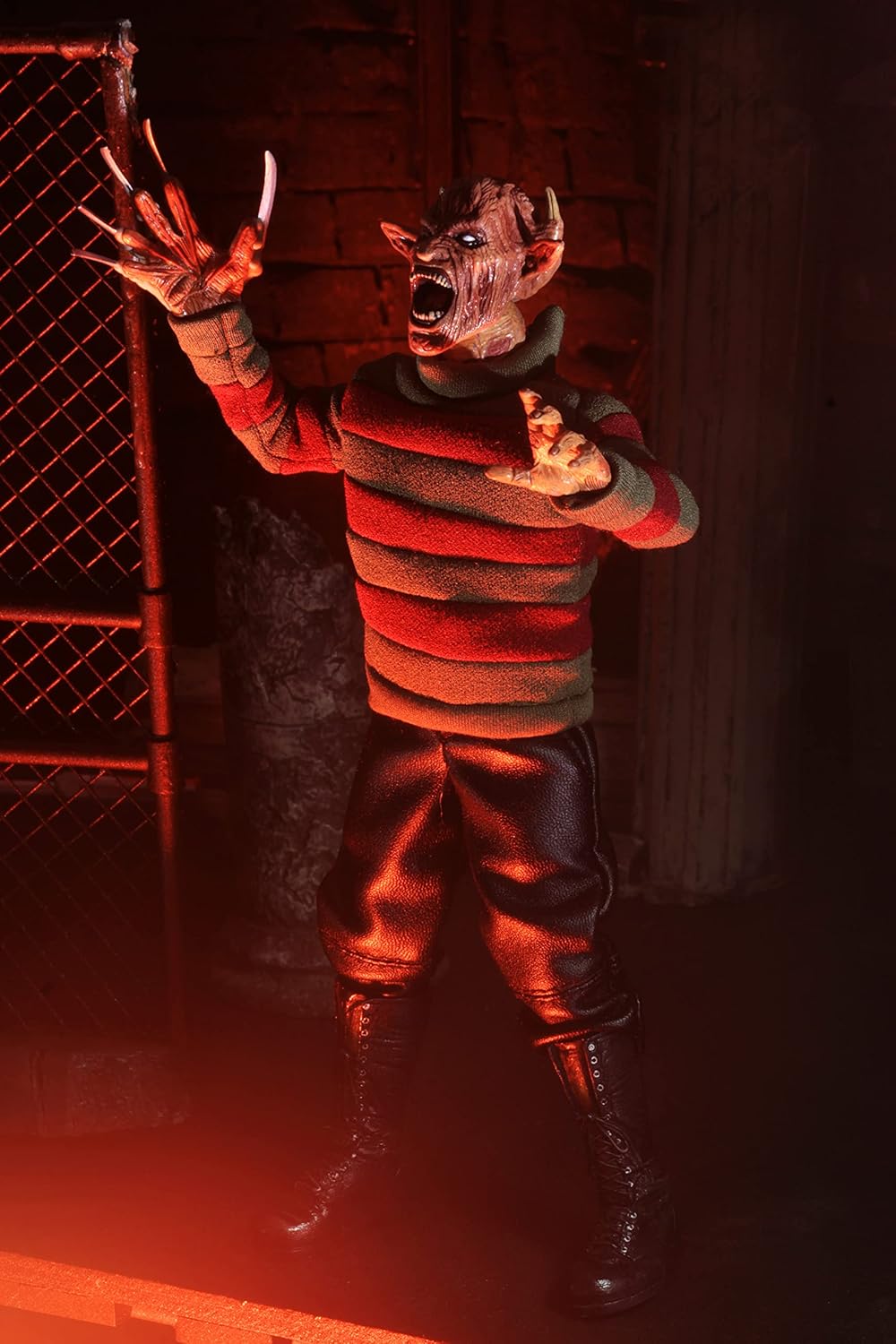 Nightmare On Elm Street: New Nightmare Freddy 8" Retro Figure