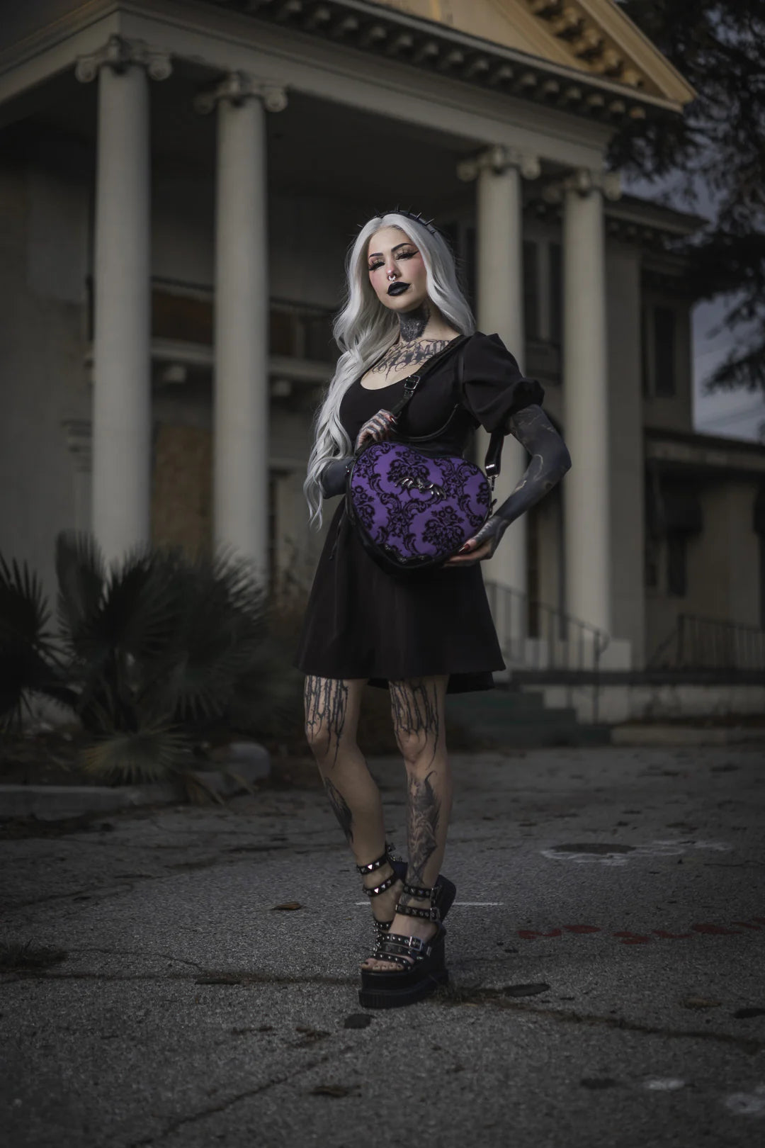 Damask Heart Shoulderbag in Violet