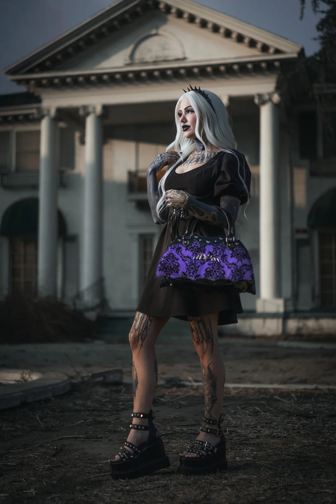 Damask Bat Handbag in Violet
