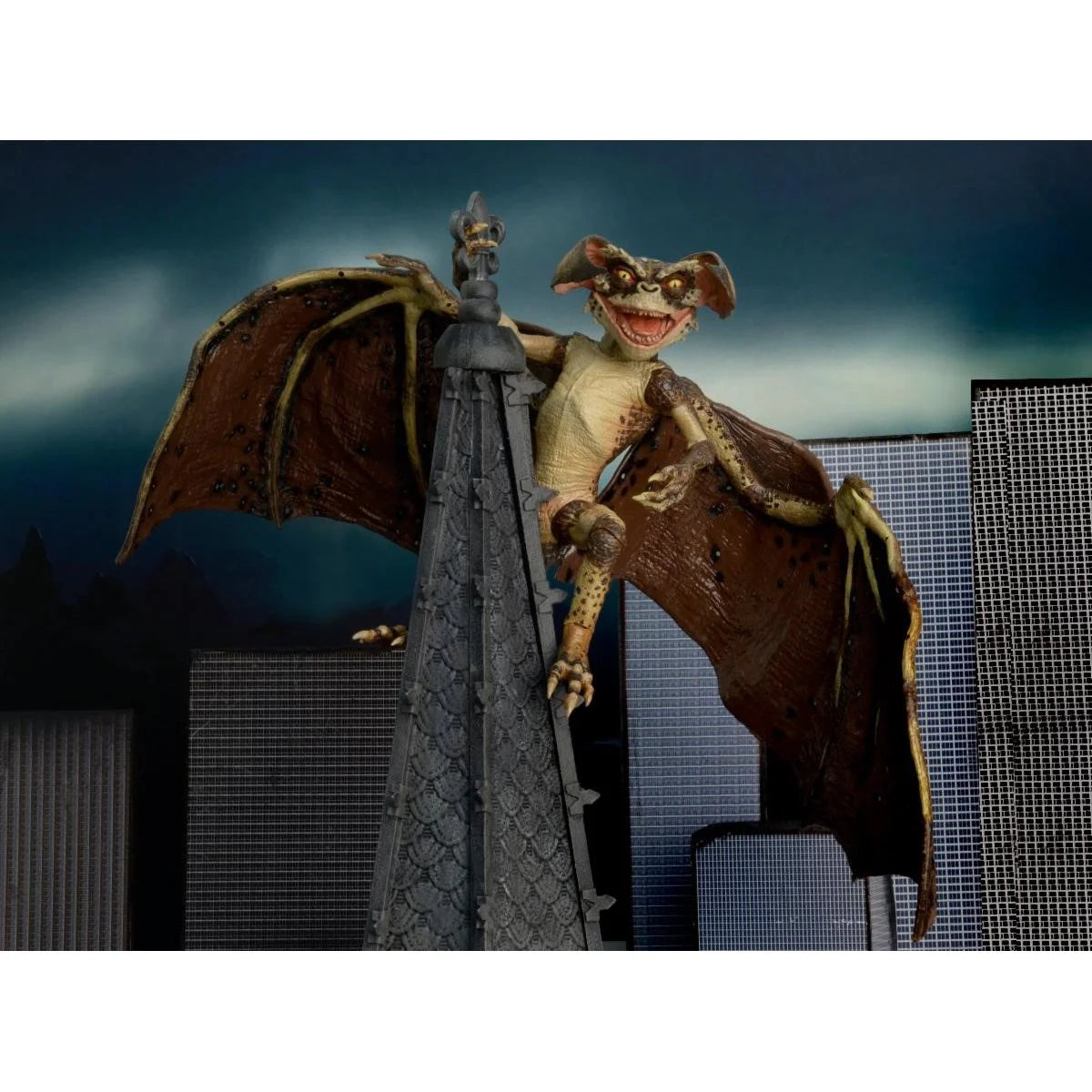Gremlins 2: The New Batch Bat Gremlin Deluxe Boxed Action Figure
