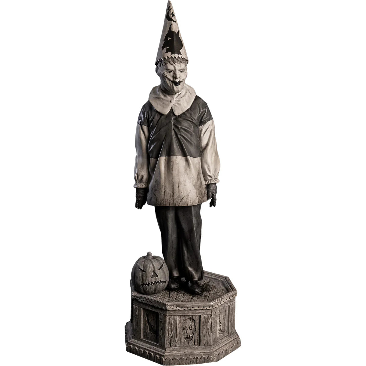GHOSTS OF HALLOWEEN - GUNNAR STATUE