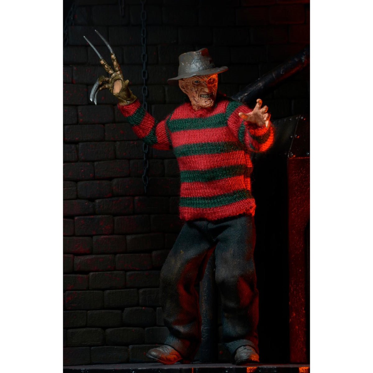 A Nightmare on Elm Street 3 - Dream Warriors Freddy 8-Inch Clothed Action Figure
