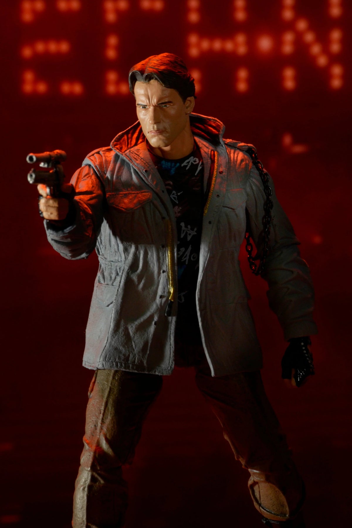 TERMINATOR - ULTIMATE T-800 7" ACTION FIGURE (TECH NOIR)