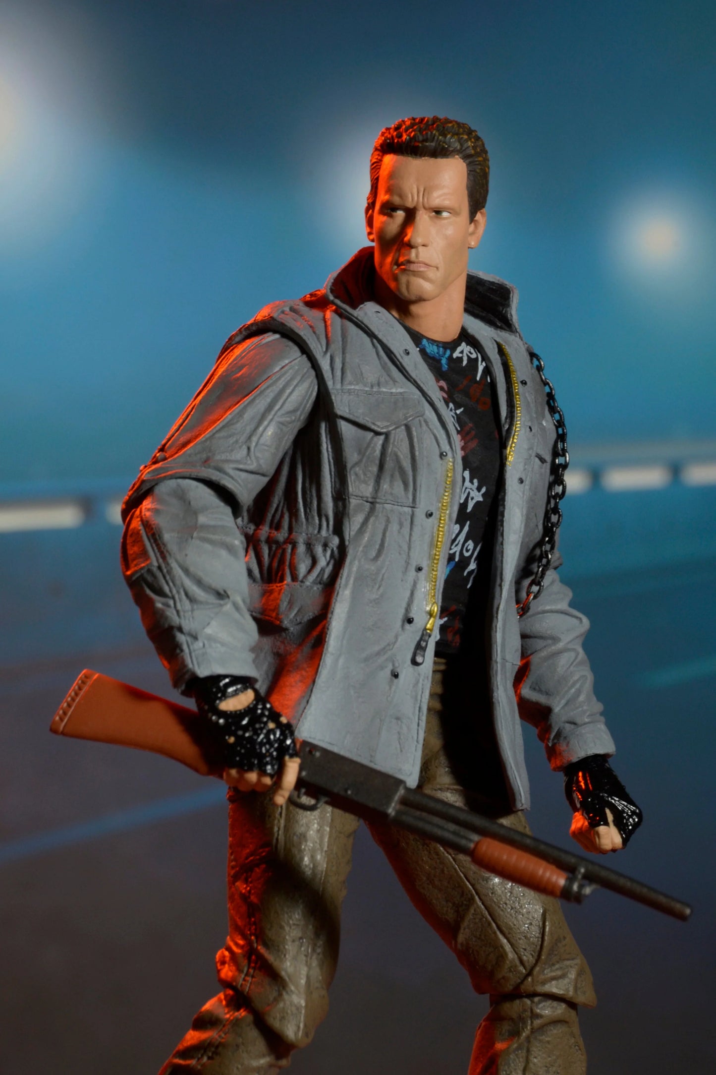 TERMINATOR - ULTIMATE T-800 7" ACTION FIGURE (TECH NOIR)