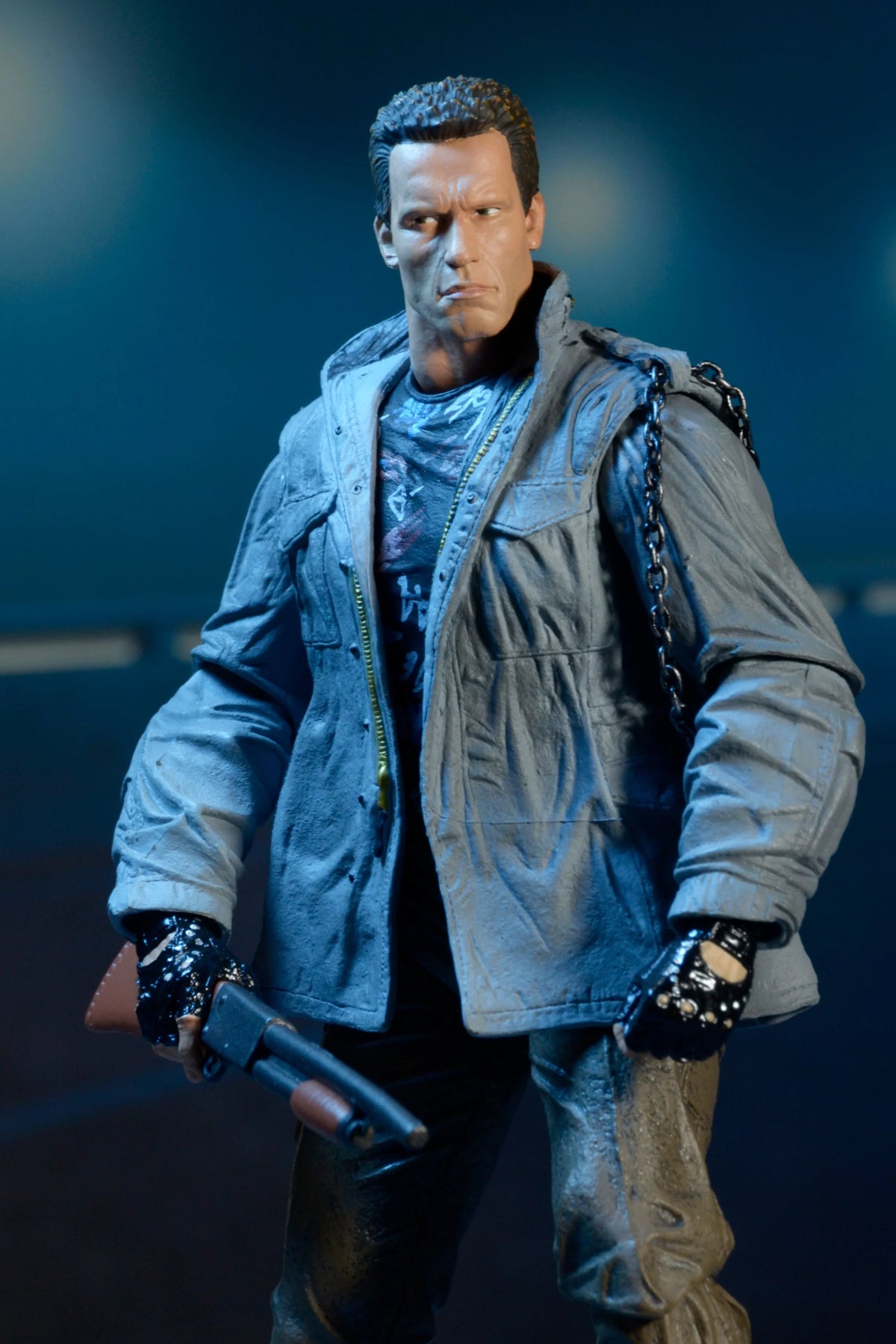 TERMINATOR - ULTIMATE T-800 7" ACTION FIGURE (TECH NOIR)
