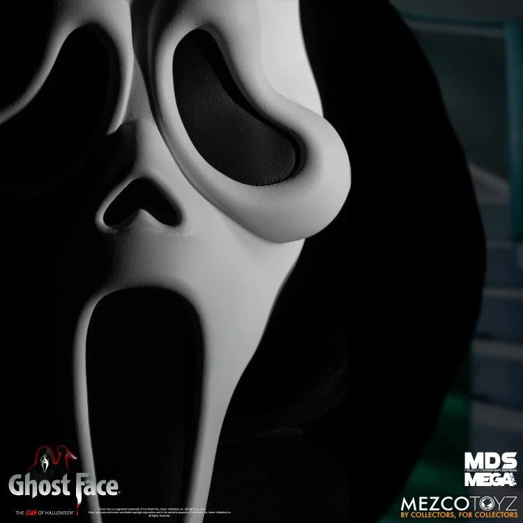 Ghost Face Mezco Designer Series Mega Scale Figure